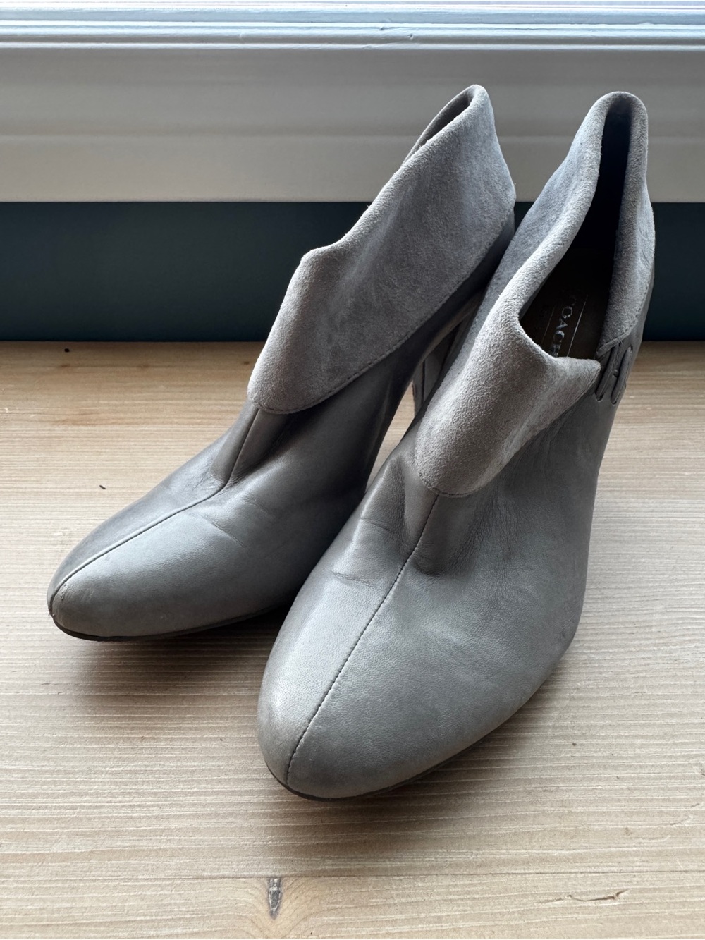 Coach Women's Light Gray Suede Ankle Booties
